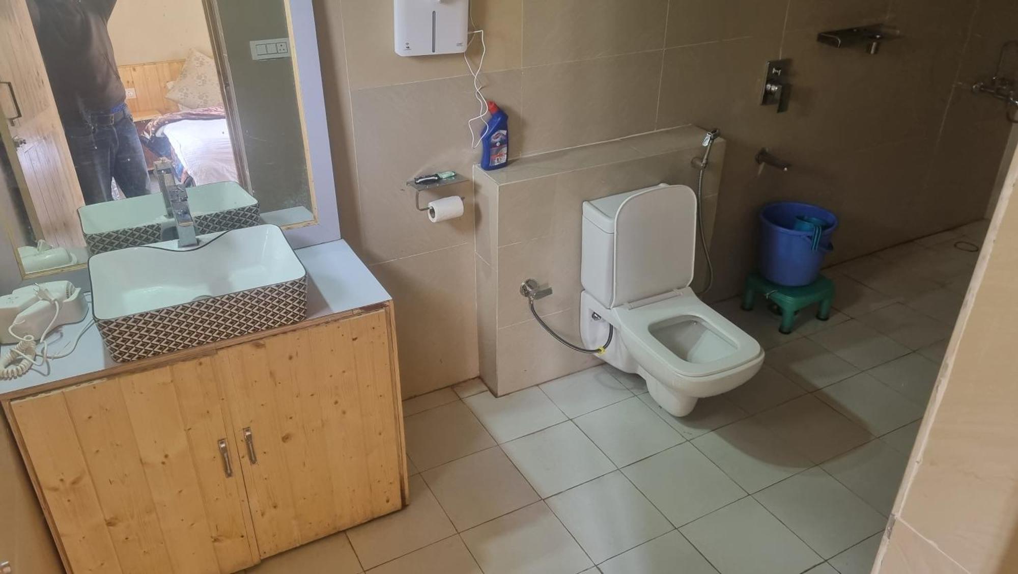 Green Throne Camp Bed and Breakfast Λεχ Εξωτερικό φωτογραφία